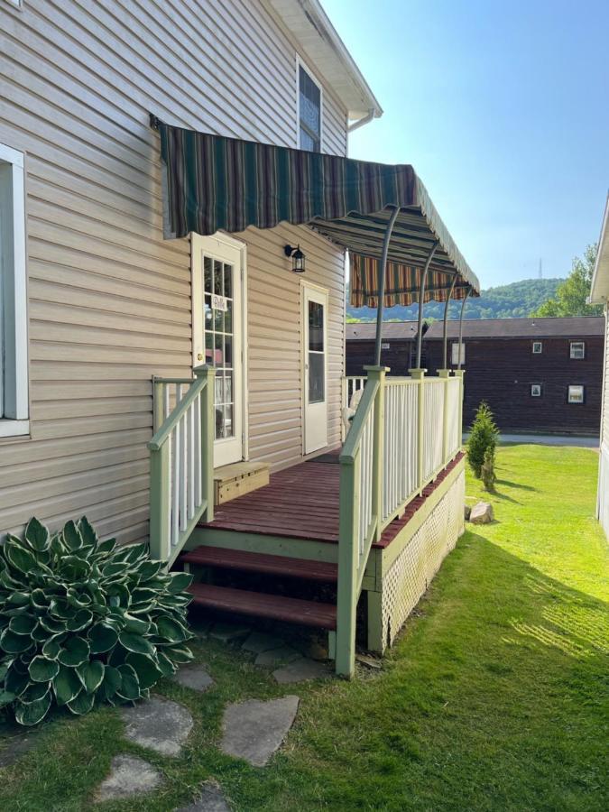 Stay In Ohiopyle In The Middle Of Town By The Gap Trail エクステリア 写真