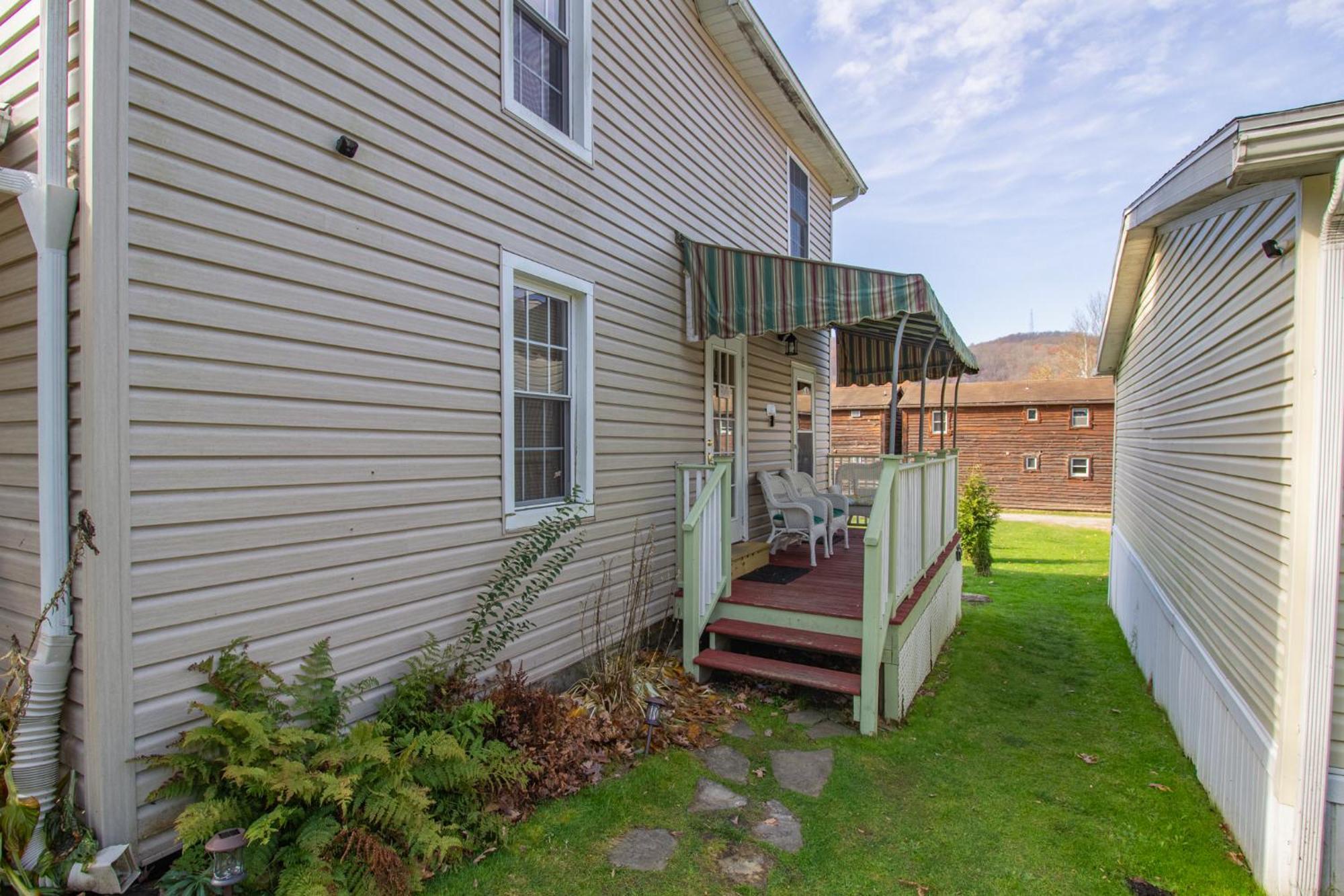 Stay In Ohiopyle In The Middle Of Town By The Gap Trail エクステリア 写真